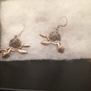 Sterling silver turtle earrings new